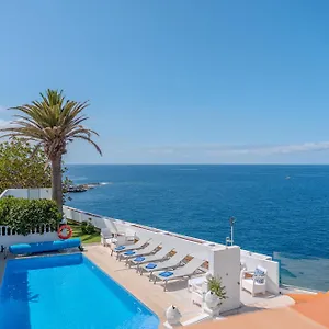 Villa Blanca, Callao Salvaje